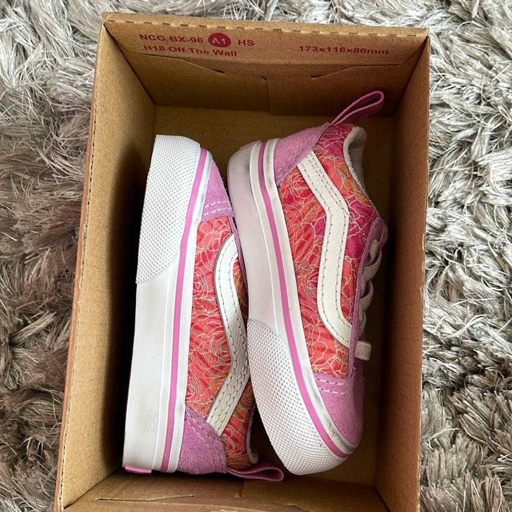 Baby girl vans